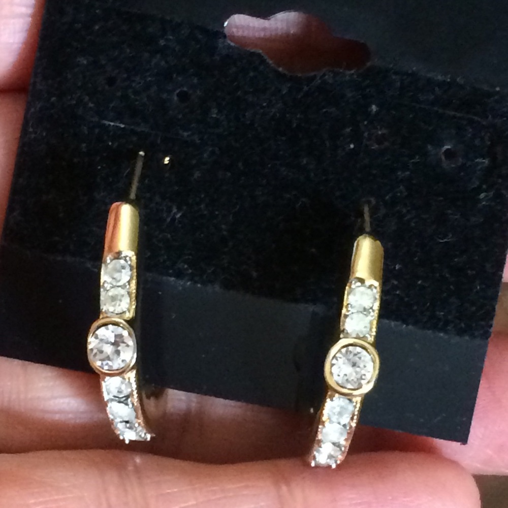 NAPIER Earrings - Picture 3 of 12